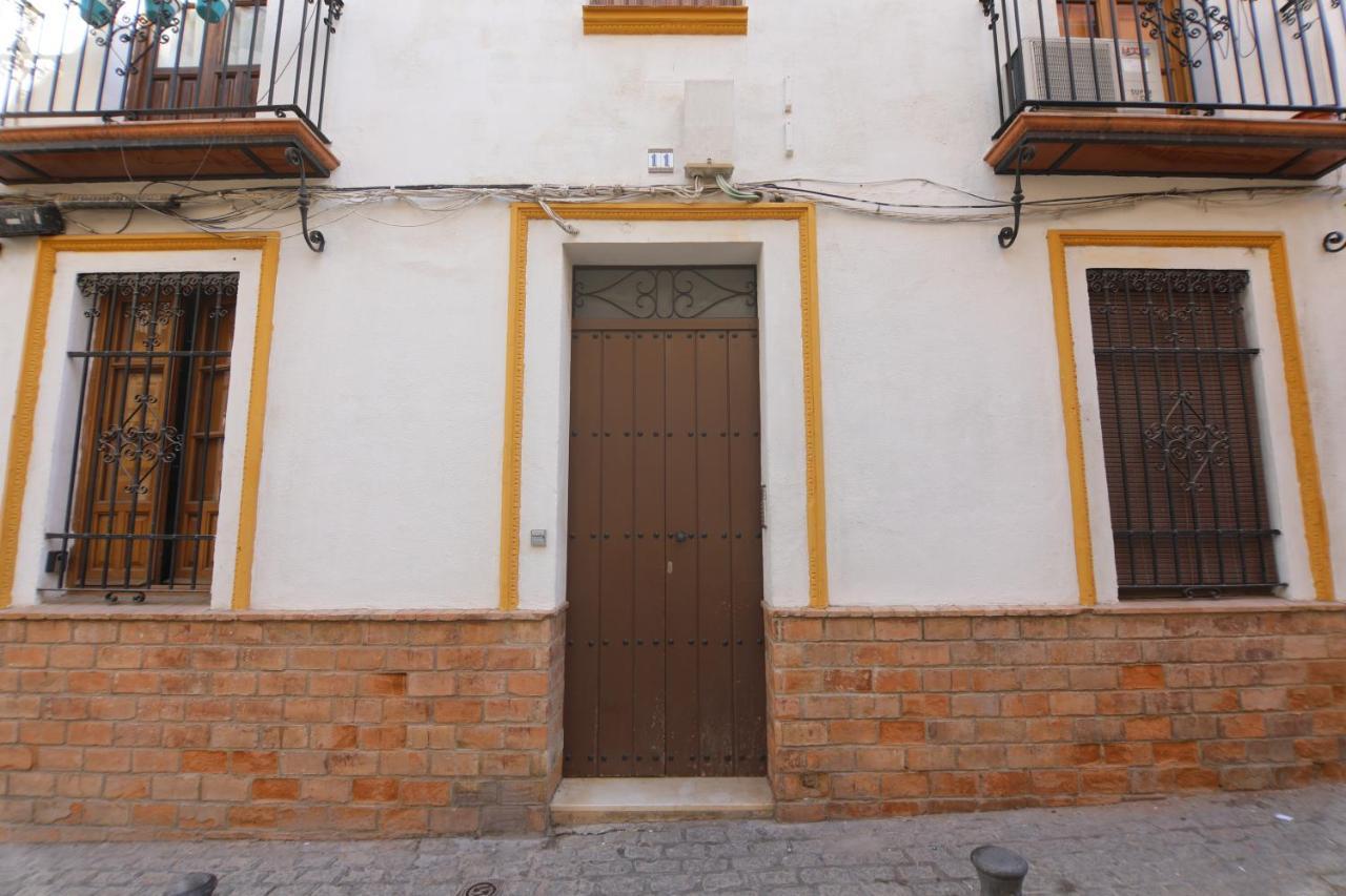 Rentalsevilla Descubriendo Sevilla En Pareja Exterior foto